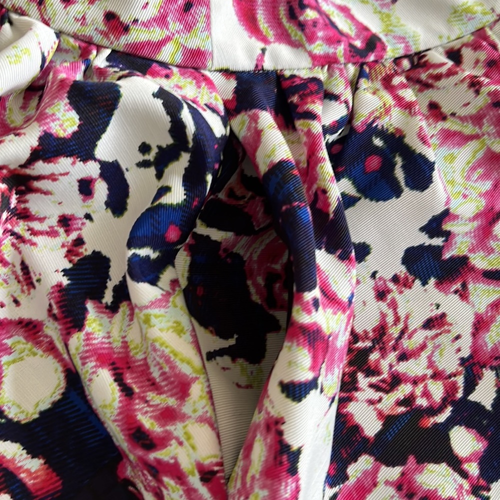 EXPRESS FLORAL SKATER SKIRT. - Picture 9 of 11